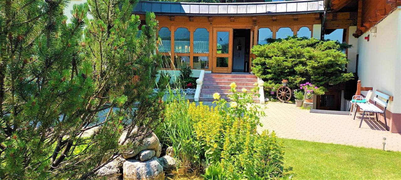 Pension Marienhof Hermagor-Pressegger See Exteriör bild